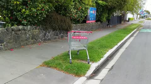 General - Abandoned Trolley, a report photo