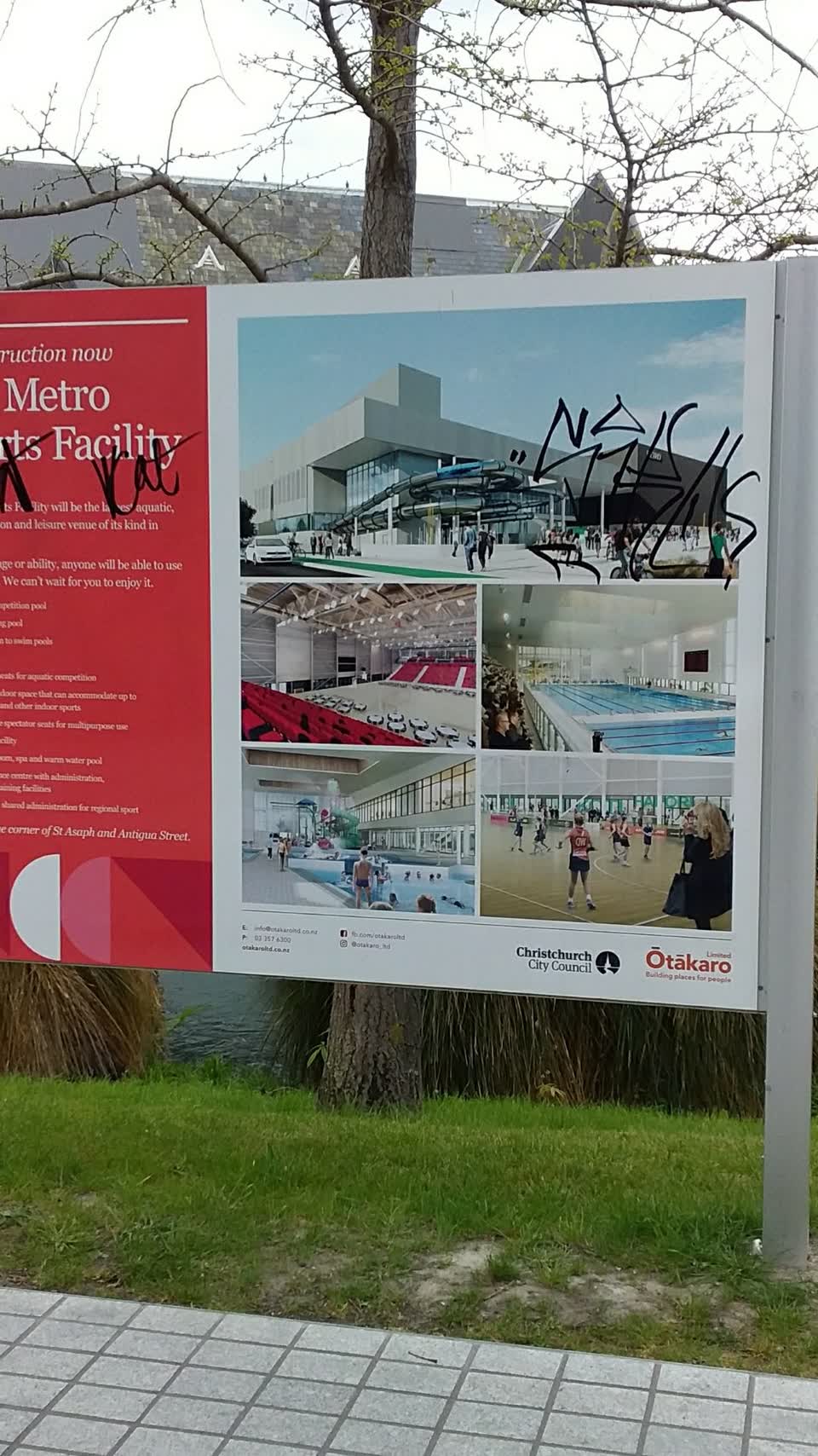 The photograph attached to this graffiti - signage report