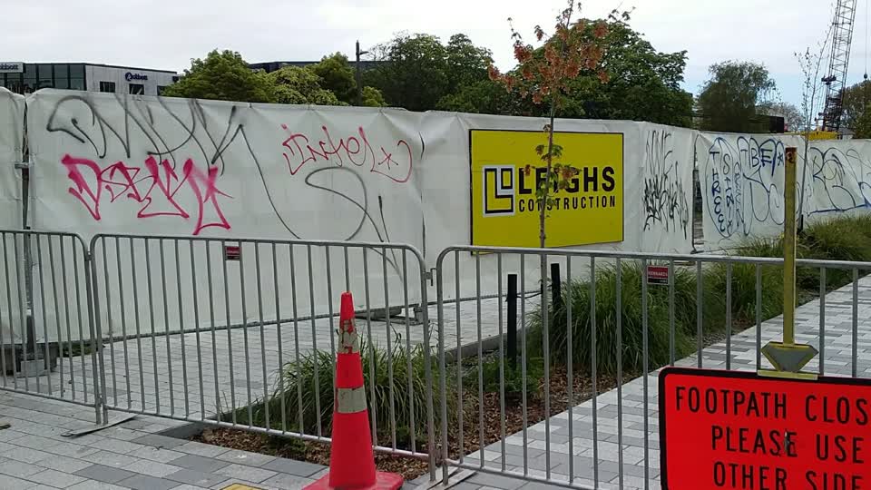 The photograph attached to this graffiti - signage report