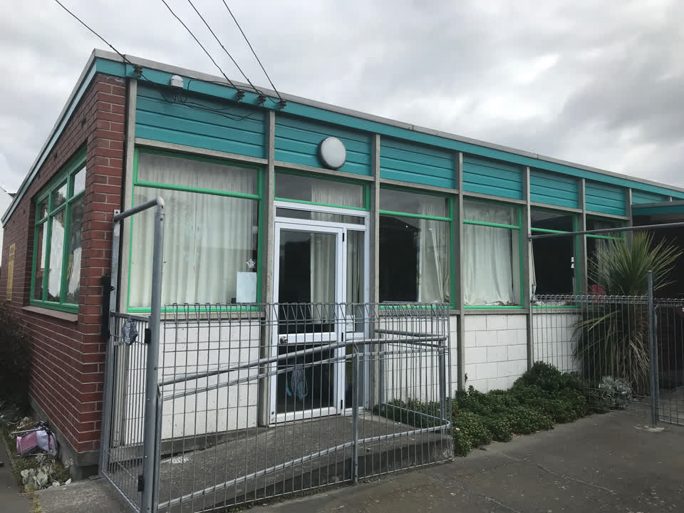 The photograph attached to this facility - general request report