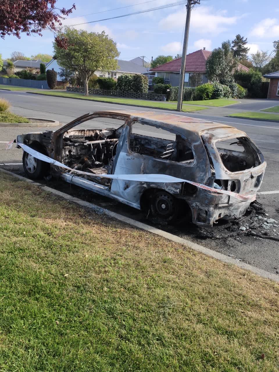 The photograph attached to this vandalism - general report