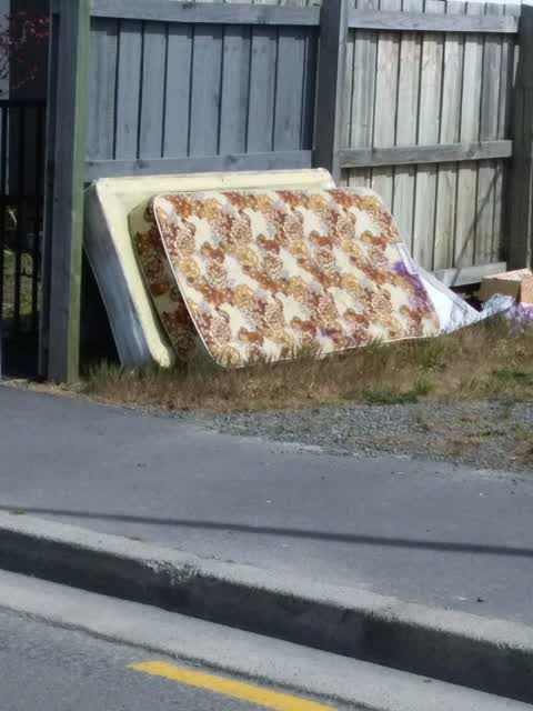 Dumped Rubbish, a report photo