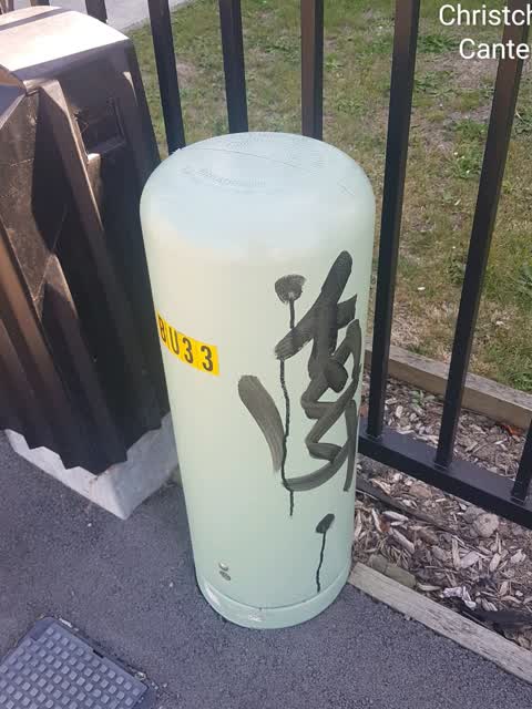 Graffiti, a report photo