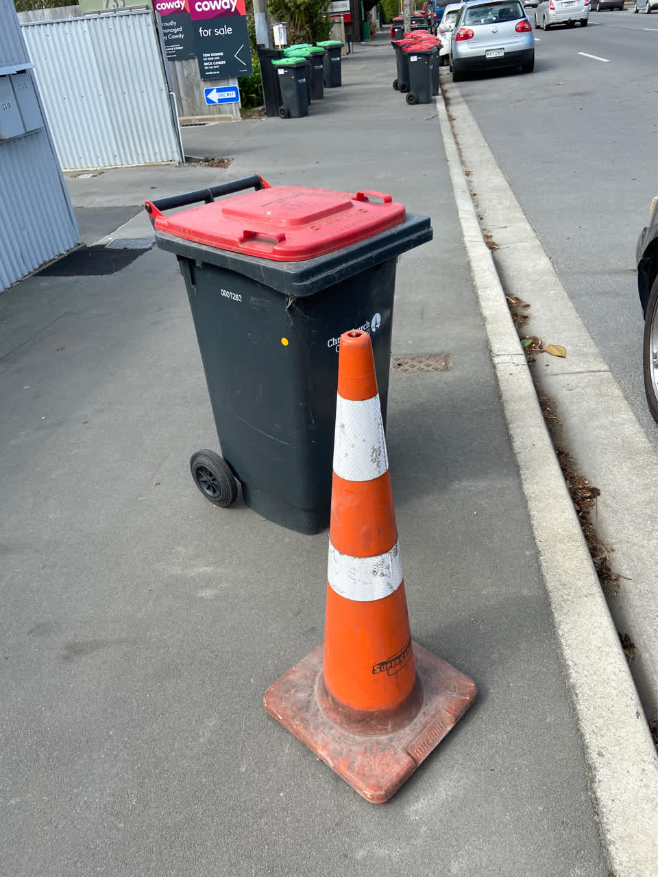 The photograph attached to this road signage report