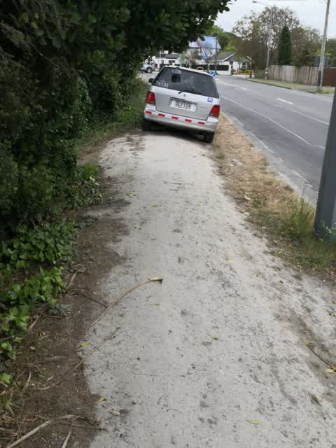 Hazard, vehicle, a report photo