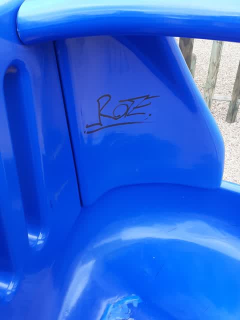 Graffiti, a report photo