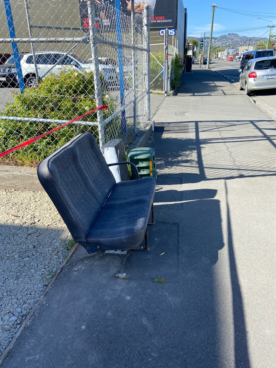 The photograph attached to this dumped rubbish report