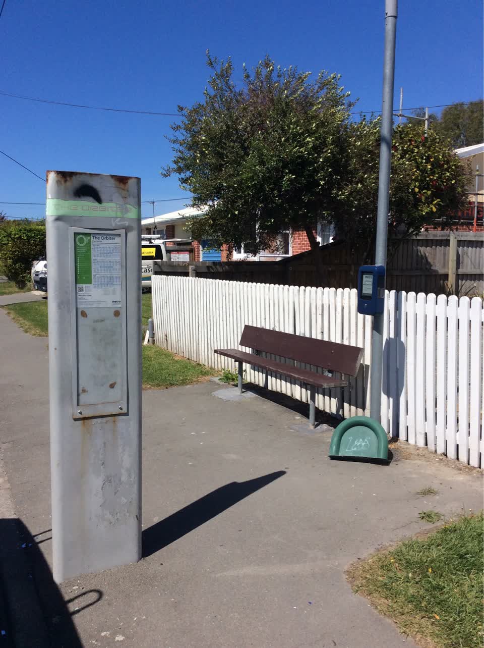 The photograph attached to this damaged street sign report