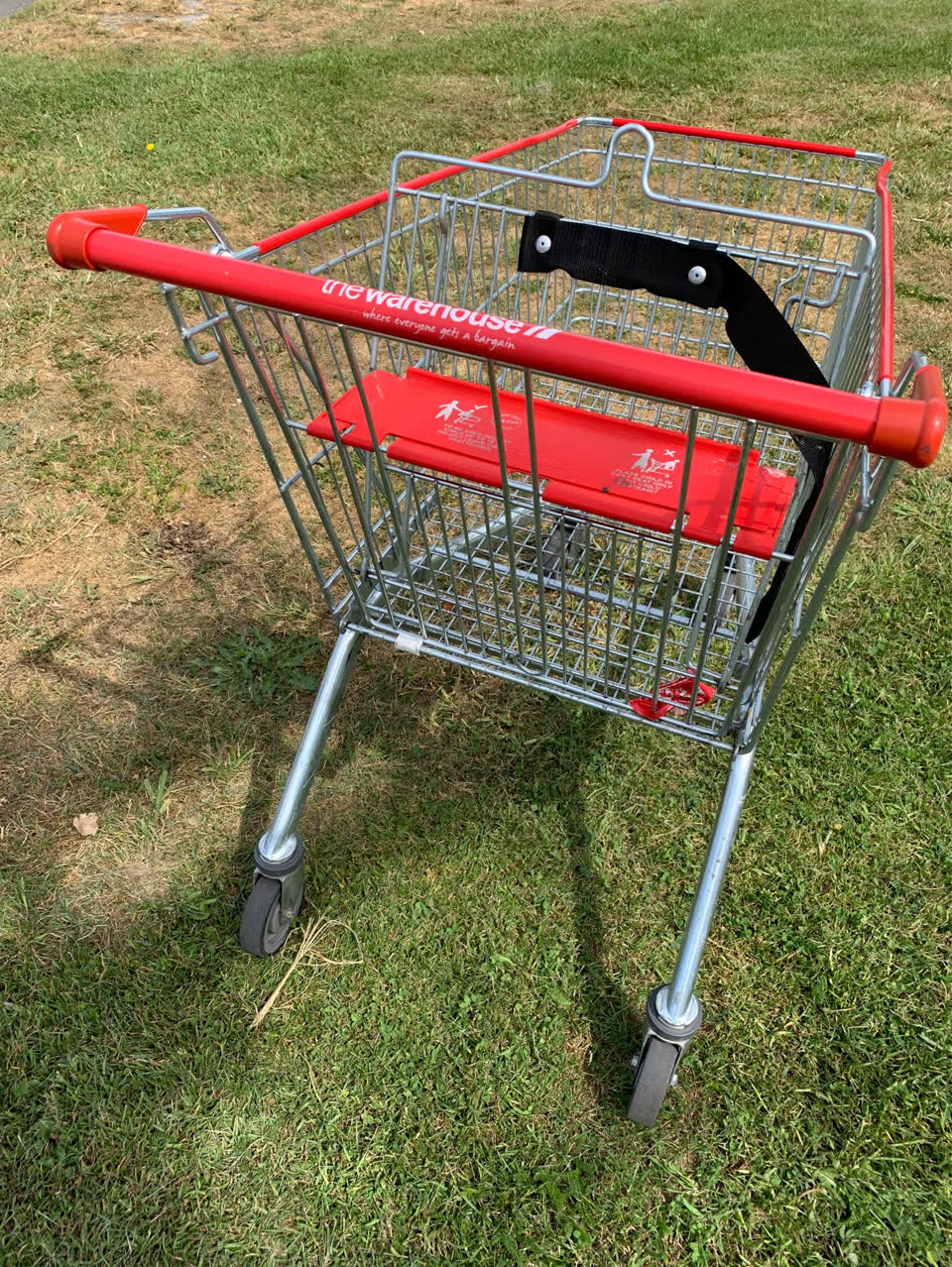 The photograph attached to this general - abandoned trolley report