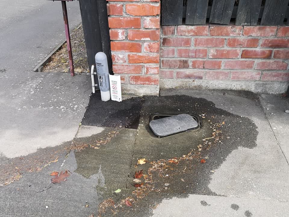 The photograph attached to this water supply report
