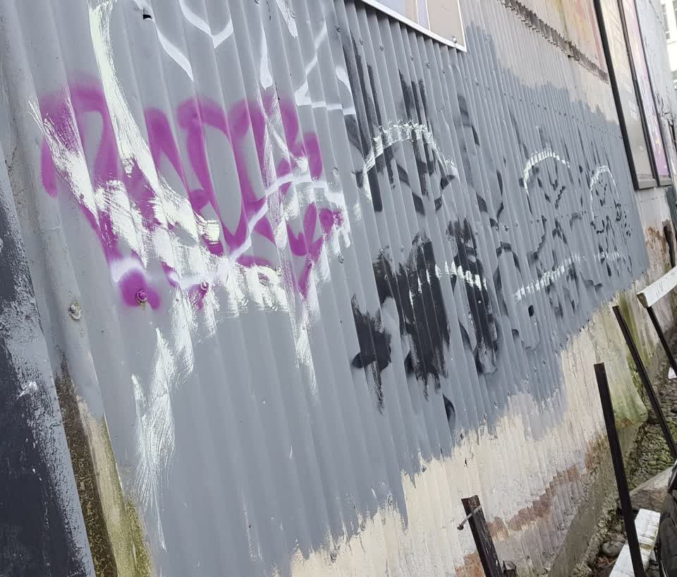 The photograph attached to this graffiti report