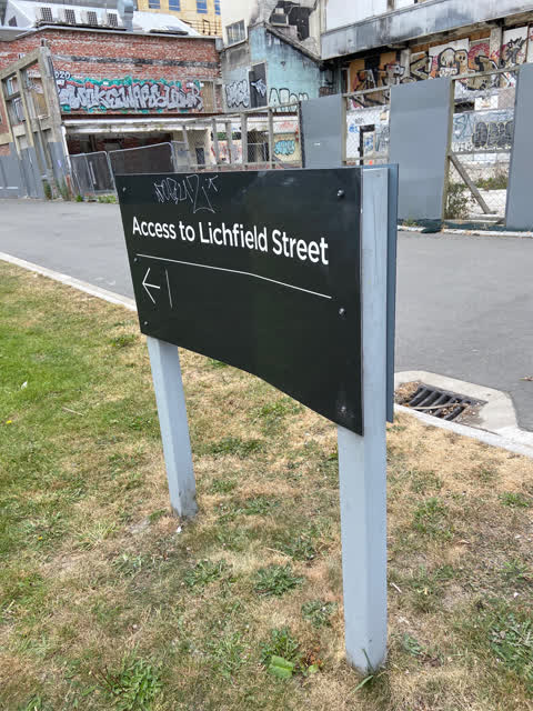Graffiti, a report photo