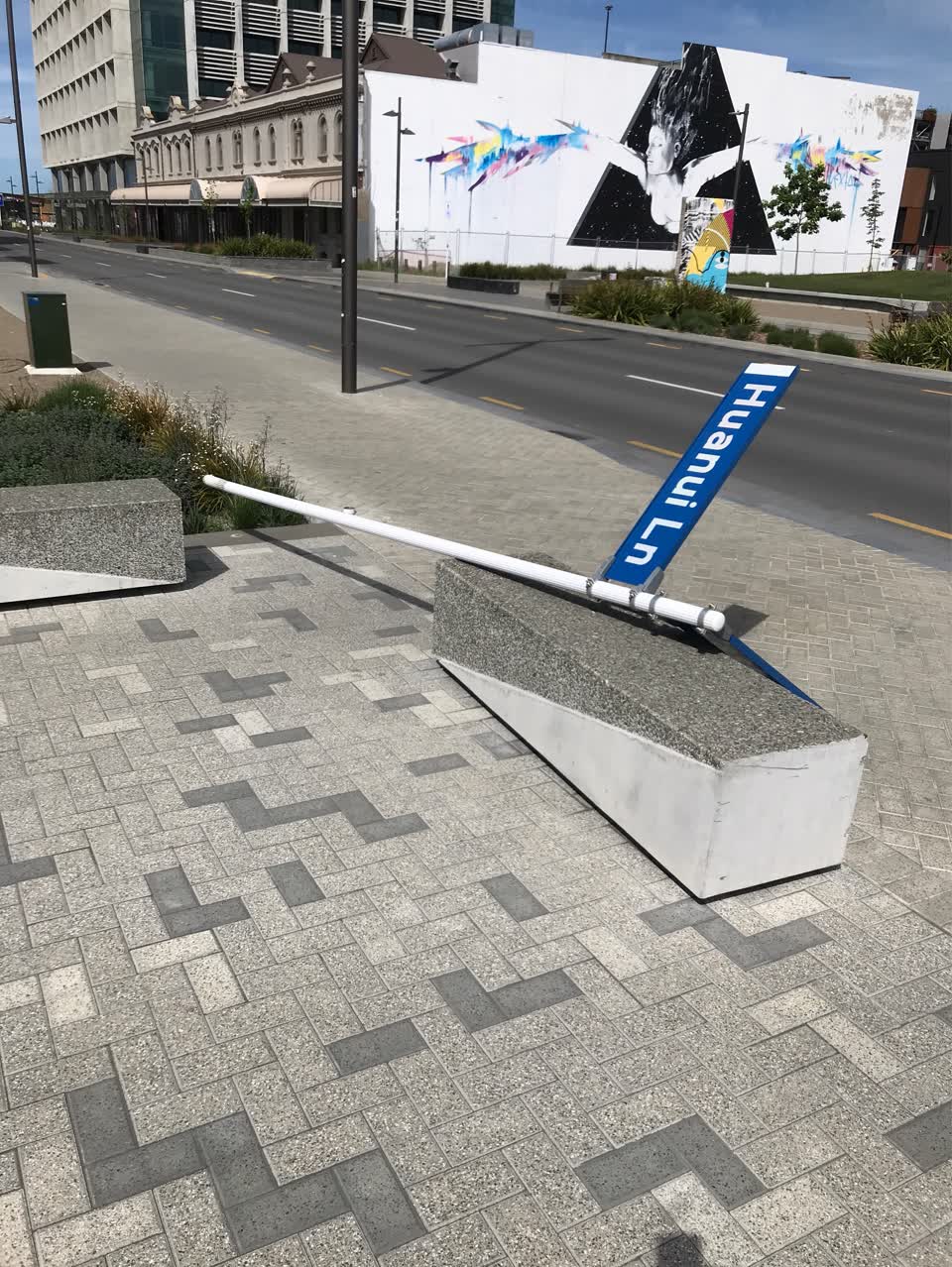 The photograph attached to this vandalism - general report