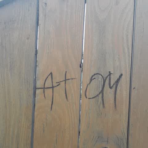 Graffiti, a report photo