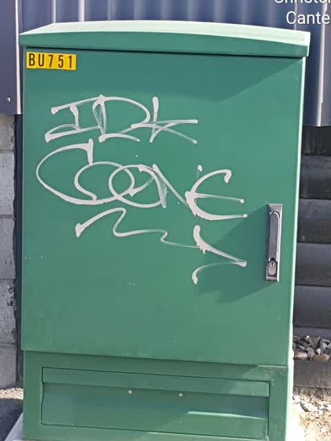 Graffiti, a report photo