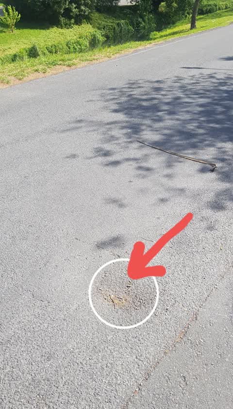 Damaged Road, a report photo