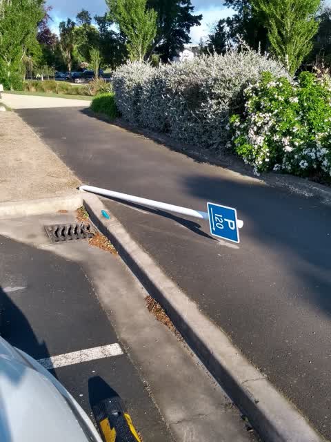 Damaged Street Sign, a report photo