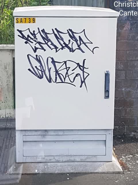 Graffiti, a report photo