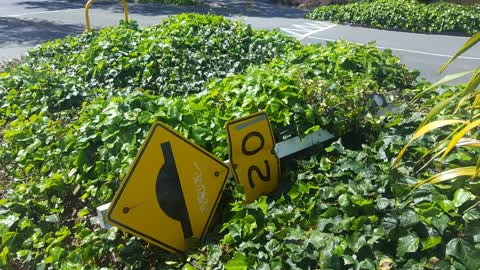 Damaged Street Sign, a report photo