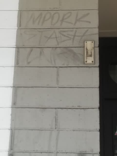Graffiti, a report photo