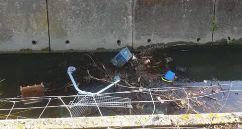 General - Abandoned Trolley, a report photo