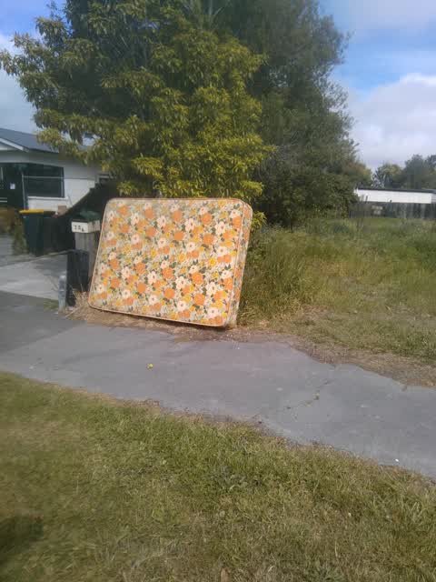 Dumped Rubbish, a report photo