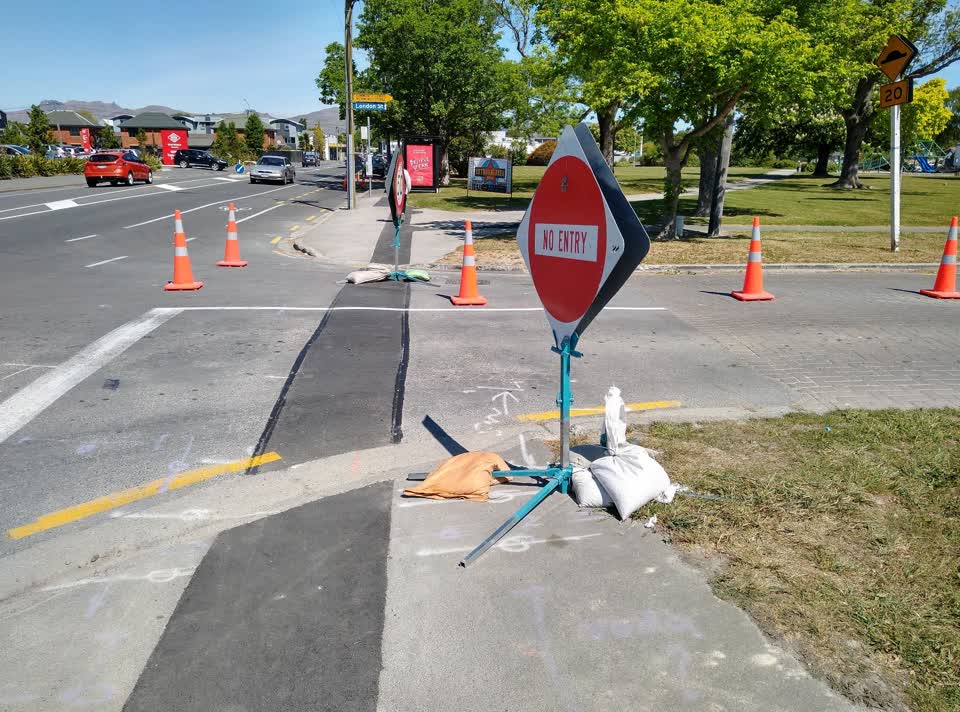 The photograph attached to this road signage report