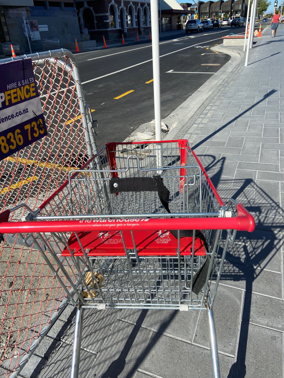 The photograph attached to this general - abandoned trolley report