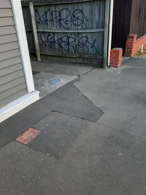 Graffiti, a report photo