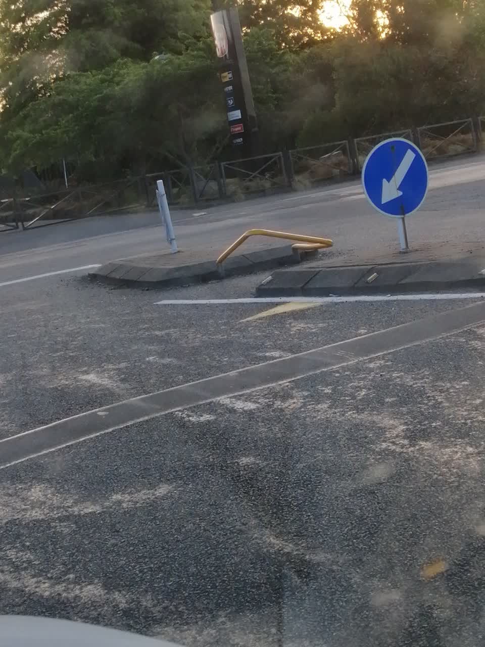 The photograph attached to this pavement - general report