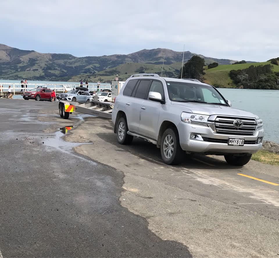 The photograph attached to this hazard, vehicle report