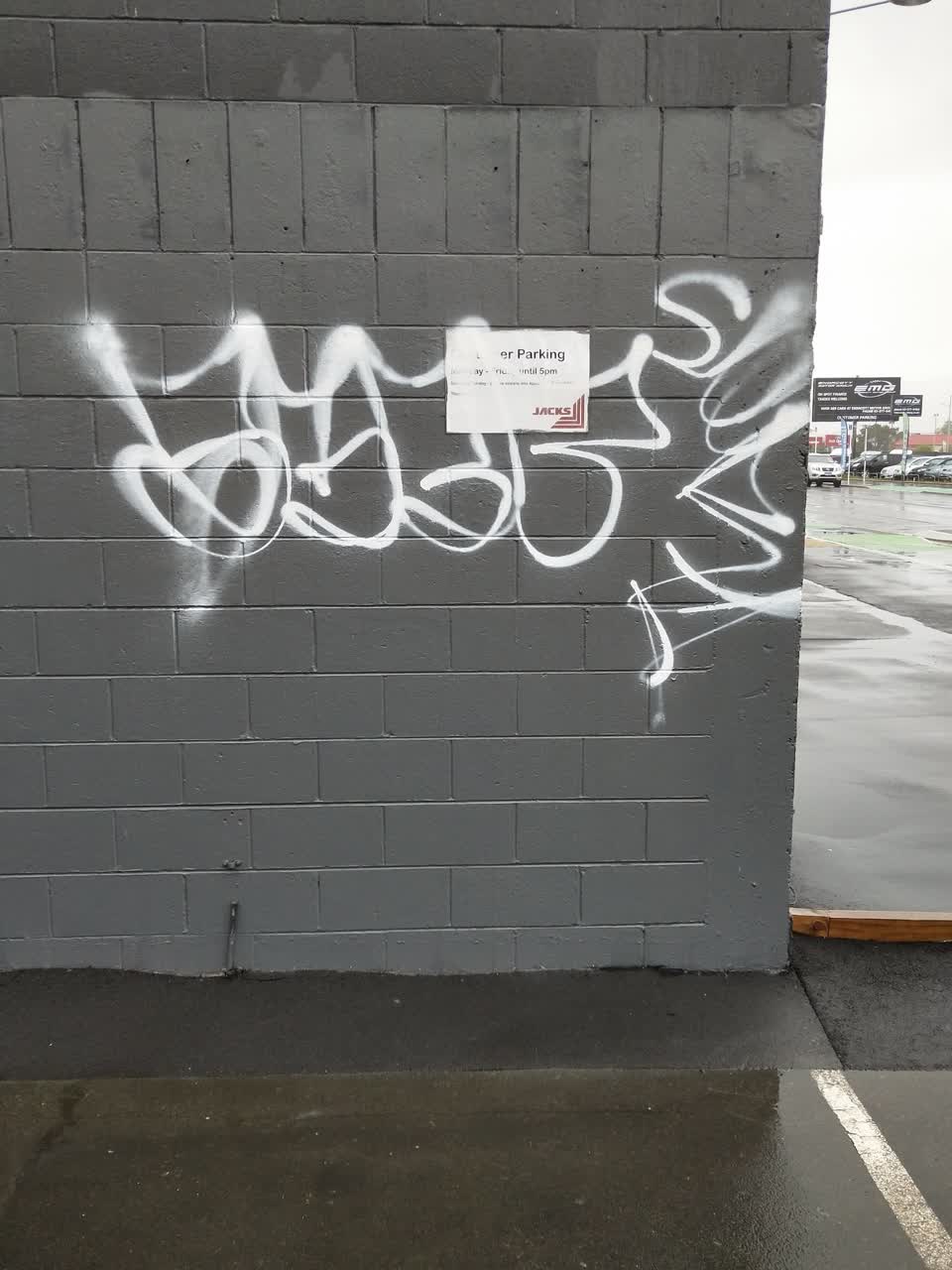 The photograph attached to this graffiti report