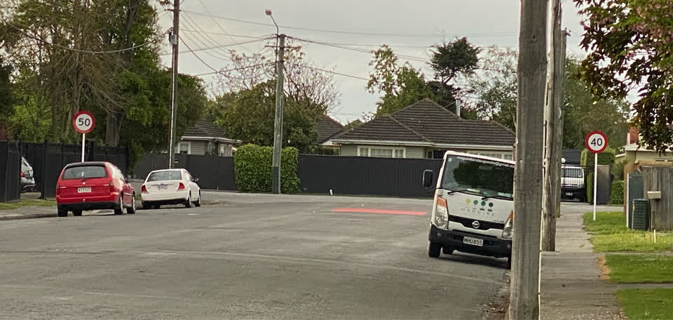 The photograph attached to this road signage report
