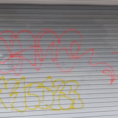 Graffiti, a report photo