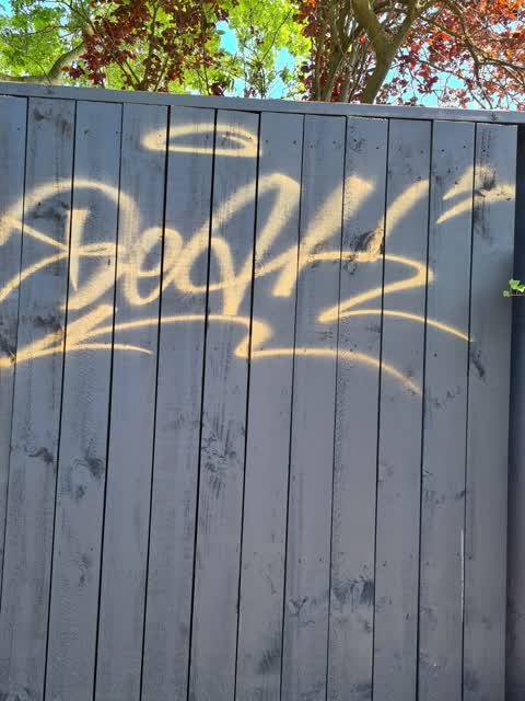 Graffiti, a report photo
