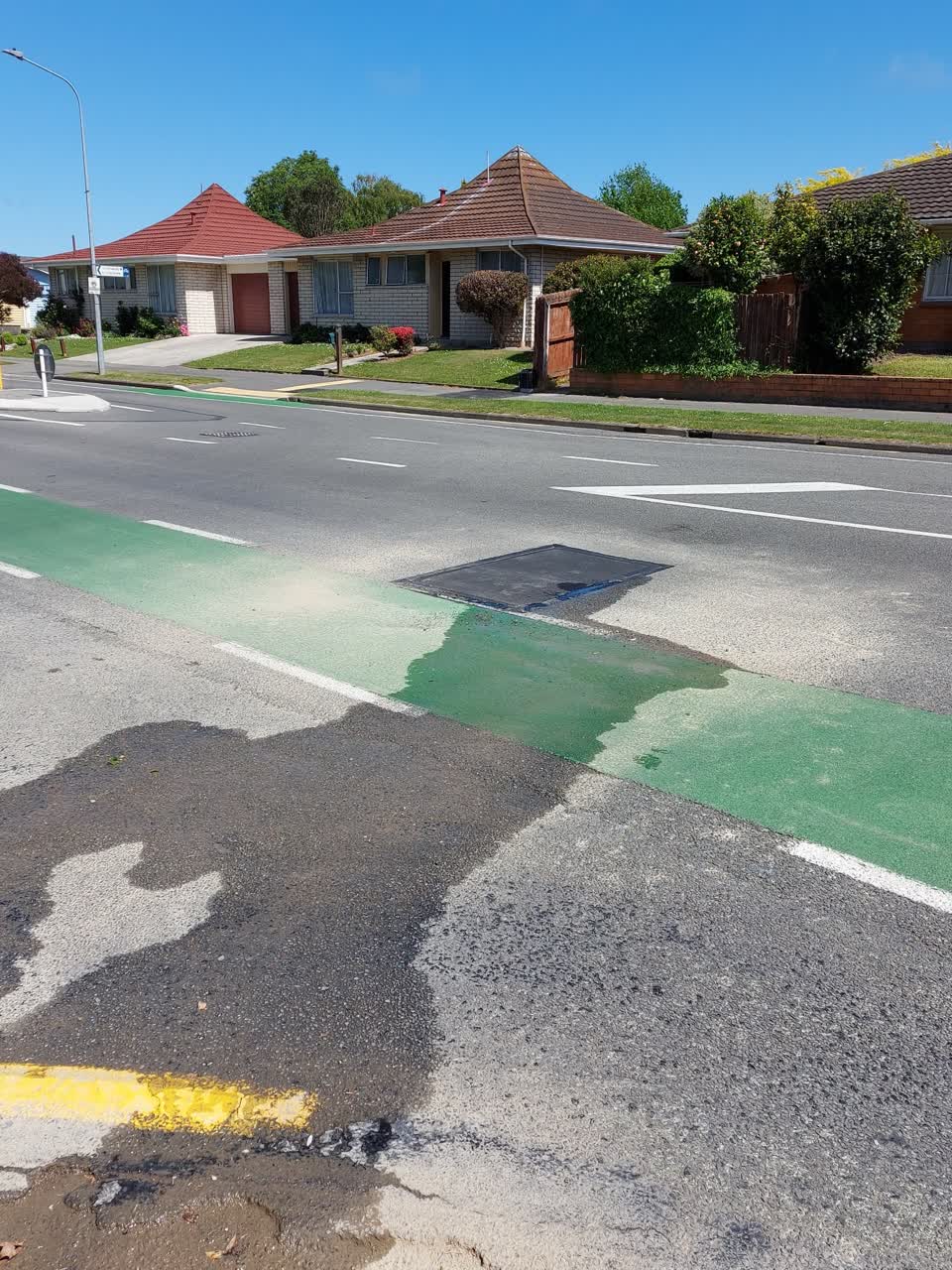 The photograph attached to this roading/streets report