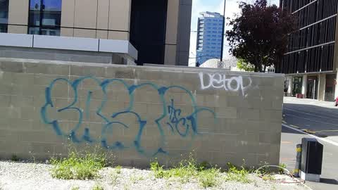 Graffiti, a report photo