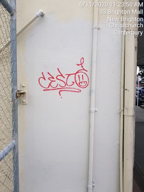 Graffiti, a report photo