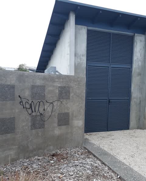 Graffiti, a report photo