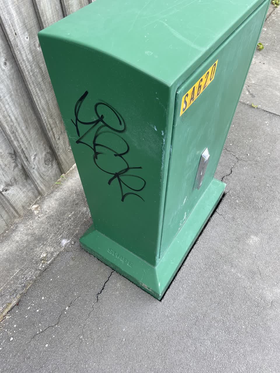 The photograph attached to this graffiti report