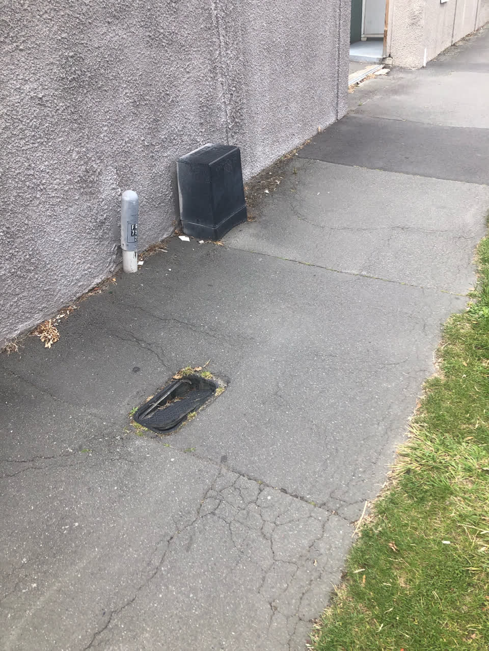 The photograph attached to this water supply report