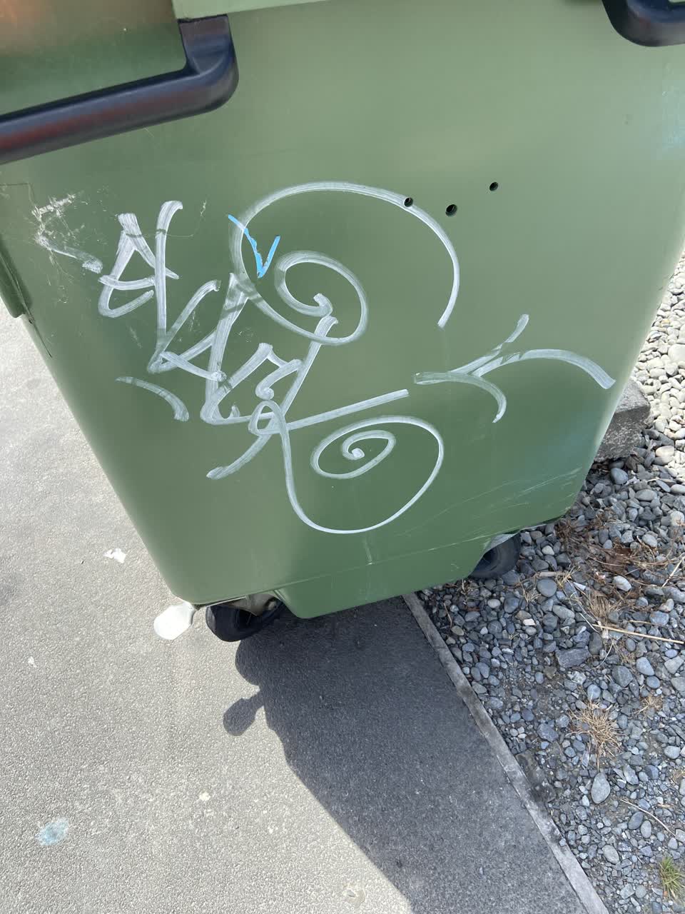 The photograph attached to this graffiti report