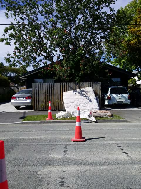 Rubbish/Recycling, a report photo