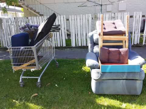Rubbish/Recycling — a report photo