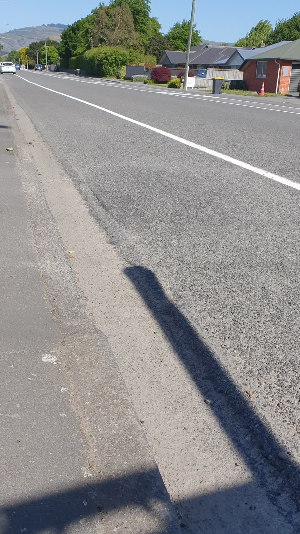 The photograph attached to this roading/streets report