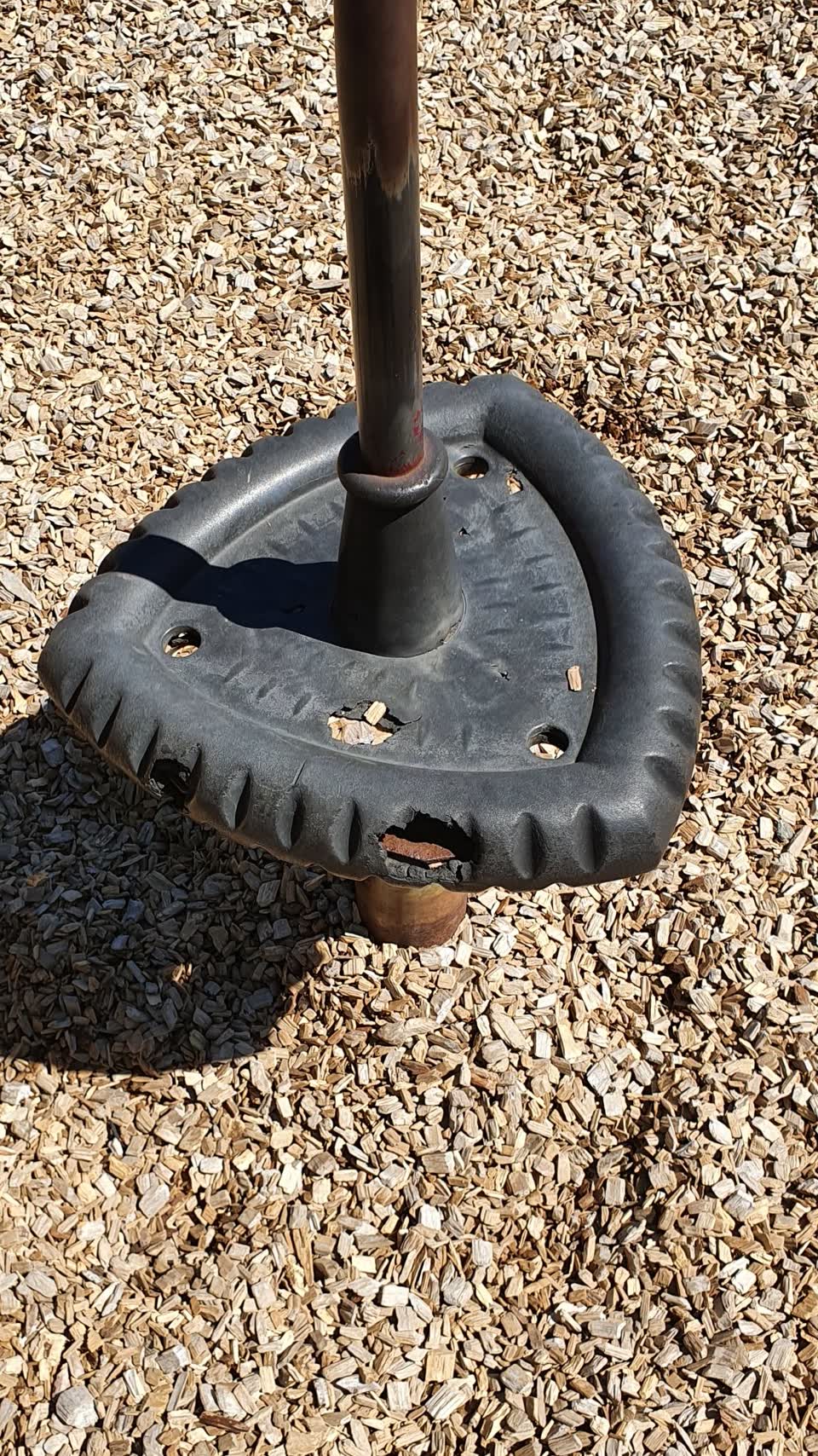 The photograph attached to this parks report