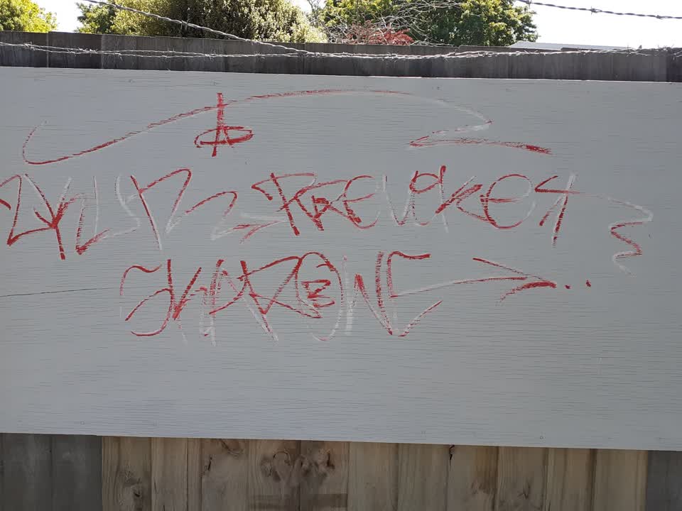 The photograph attached to this graffiti report