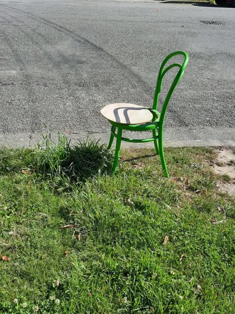Rubbish/Recycling, a report photo