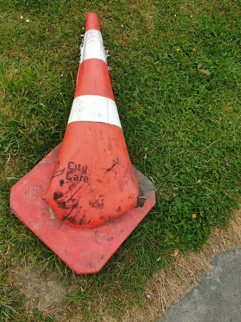 Rubbish/Recycling, a report photo