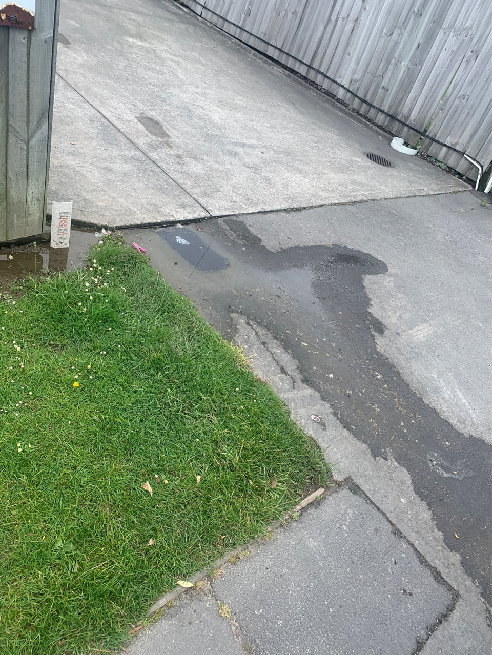 The photograph attached to this water supply report